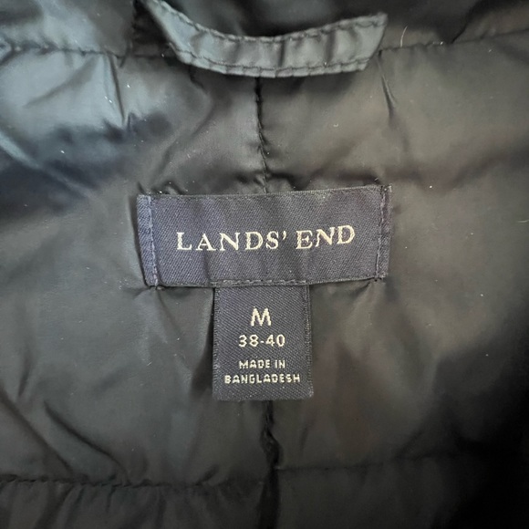 Lands’ End M Black Down Vest - Picture 3 of 5